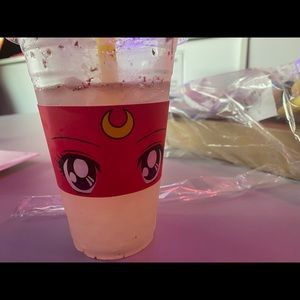 Meet your Posher, Robin